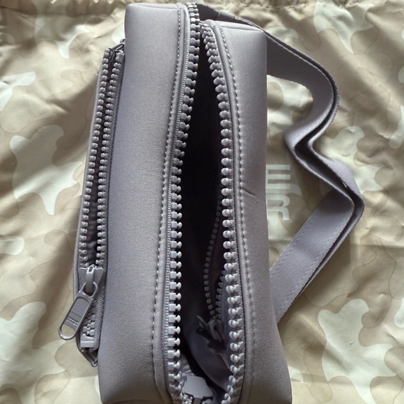 Dagne Dover Micah Lilac Purple Crossbody Bag - Picture 6 of 8